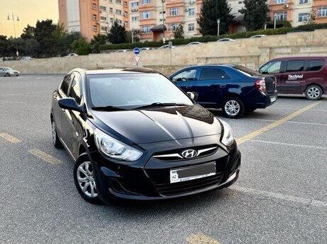 Hyundai Accent 2013