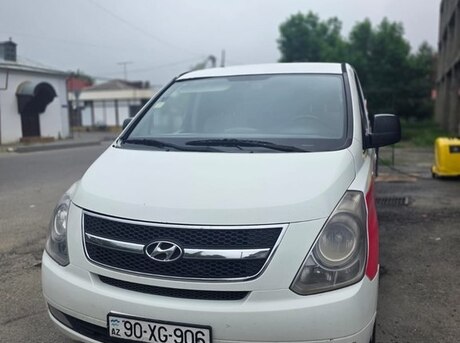 Hyundai H-1 2010