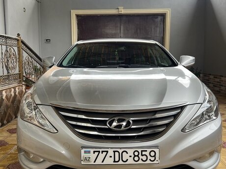 Hyundai Sonata 2011