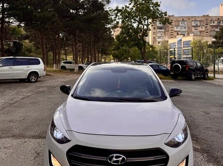 Hyundai i30 2015