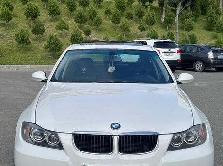 BMW 320 2008