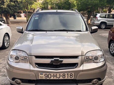 Chevrolet Niva 2013