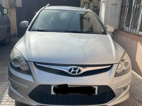 Hyundai i30 2011