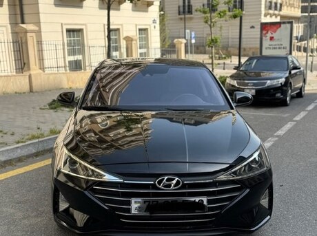 Hyundai Elantra 2019