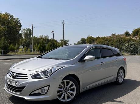 Hyundai i40 2011
