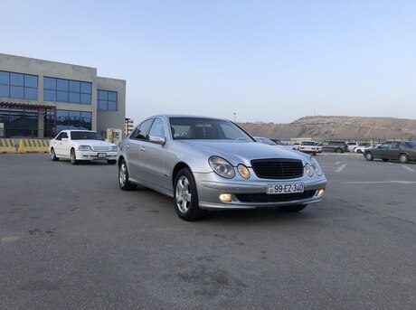 Mercedes E 220 d 2004