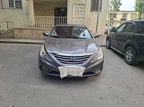 Hyundai Sonata 2012