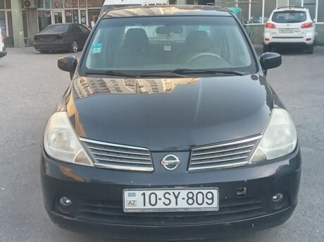 Nissan Tiida 2007