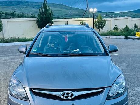 Hyundai i30 2011