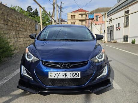 Hyundai Elantra 2015