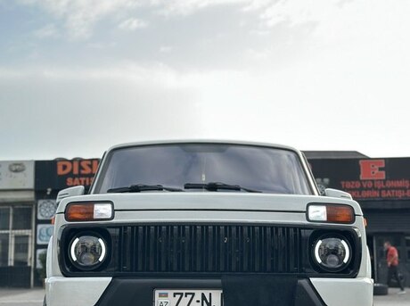 LADA (VAZ) Niva 2017