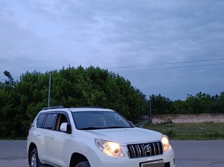 Toyota Land Cruiser Prado 2012
