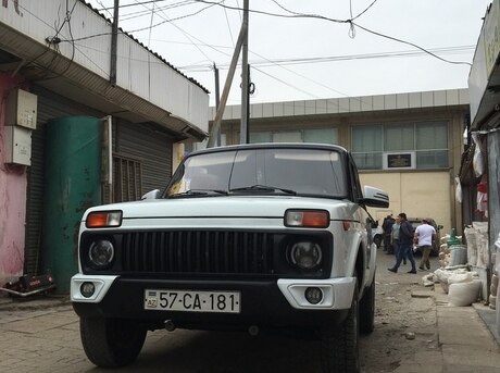LADA (VAZ) Niva 2012