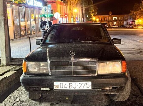 Mercedes 190 1986