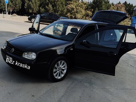 Volkswagen Golf 2003