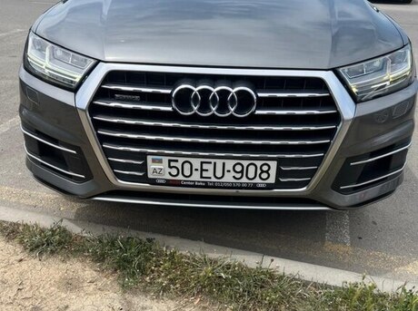Audi Q7 2017