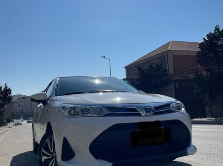 Toyota Corolla Fielder 2019