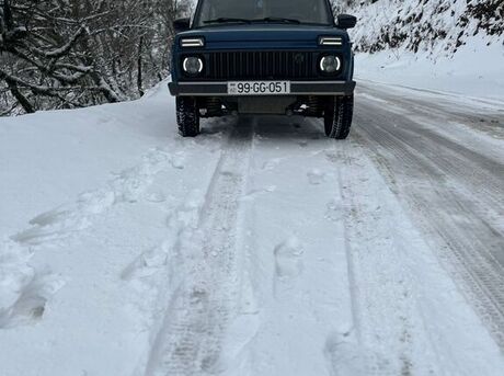 LADA (VAZ) Niva 2015