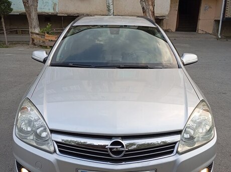 Opel Astra 2008