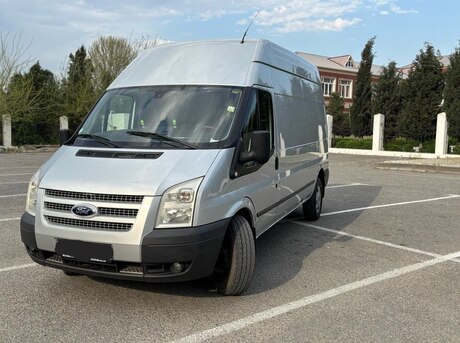 Ford Transit 2011