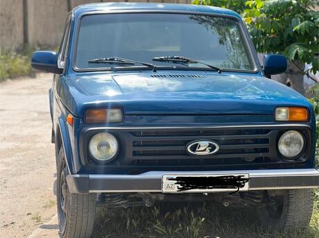 LADA (VAZ) Niva 1998