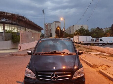 Mercedes Viano 2013