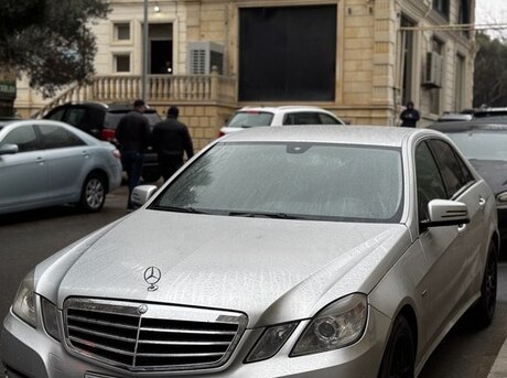 Mercedes E 220 d 2012