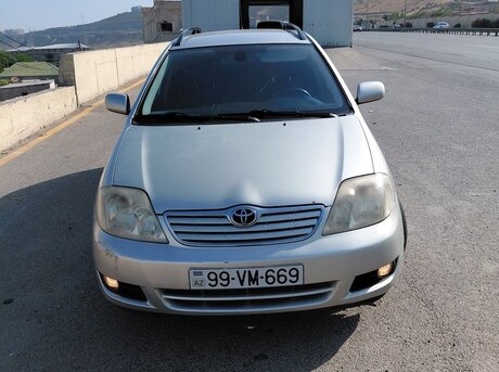 Toyota Corolla 2005
