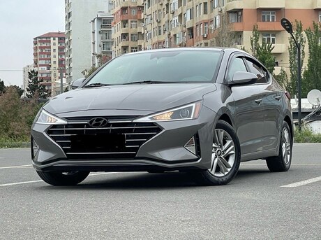 Hyundai Elantra 2019