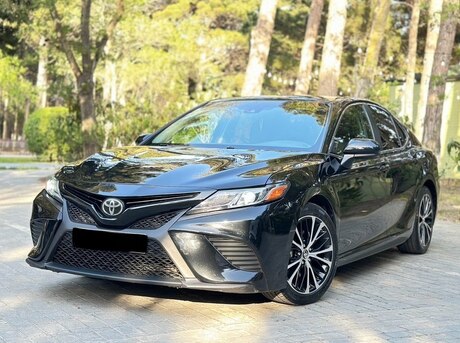 Toyota Camry 2018