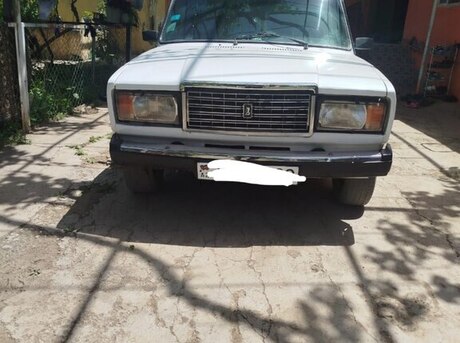 LADA (VAZ) 2107 2000