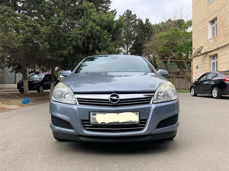 Opel Astra 2008