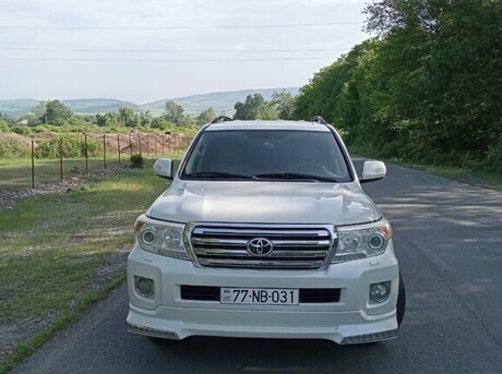 Toyota Land Cruiser 2011