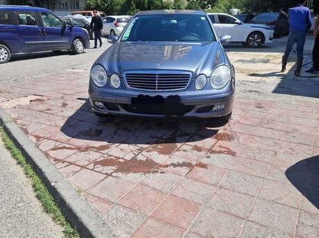 Mercedes E 220 d 2005