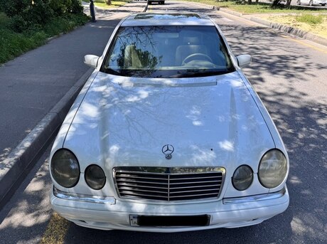 Mercedes E 240 1998