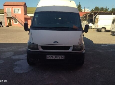 Ford Transit 2000
