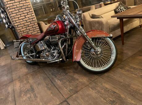 Harley-Davidson FLSTN Softail Deluxe