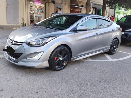Hyundai Elantra 2015