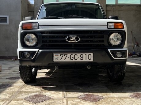 LADA (VAZ) Niva 2017