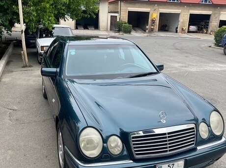 Mercedes E 240 1998