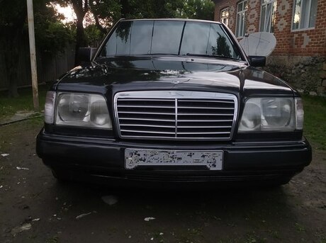 Mercedes E 220 1994
