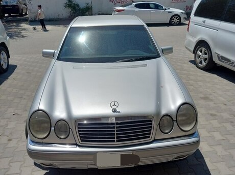 Mercedes E 240 1998