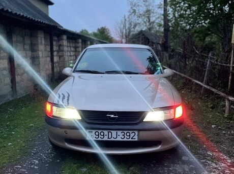 Opel Vectra 1998