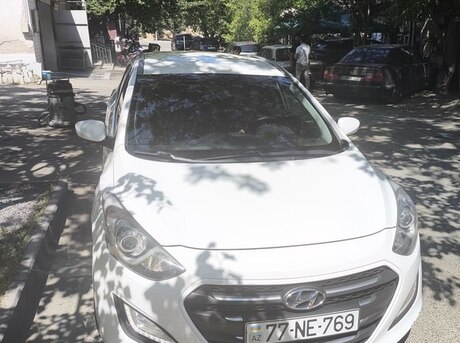 Hyundai i30 2016