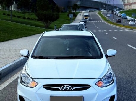 Hyundai Accent 2014