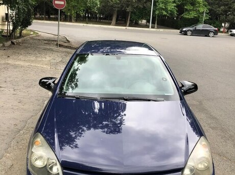 Opel Astra 2004
