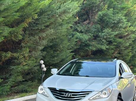 Hyundai Sonata 2012