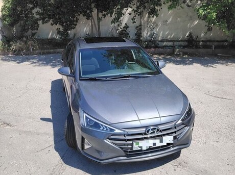 Hyundai Elantra 2019