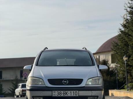 Opel Zafira 2001