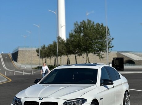 BMW 528